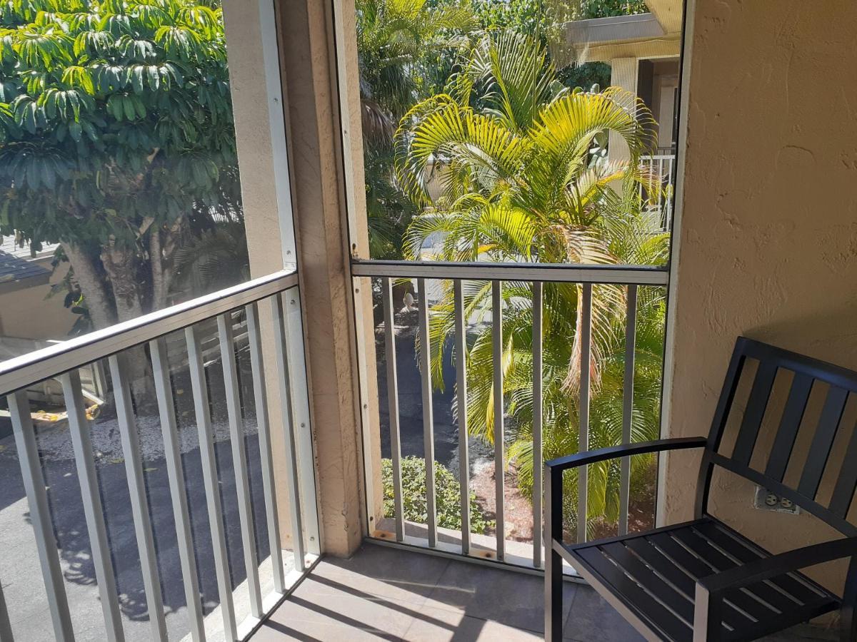 Turtle Crawl Inn - Longboat Key Exterior photo